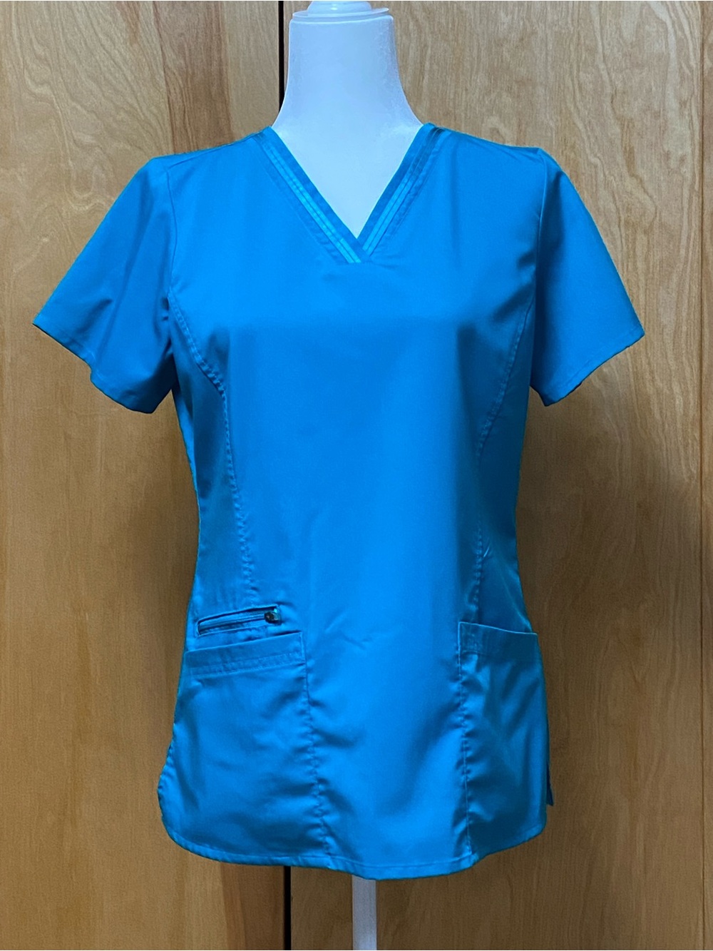 Healing Hands Jasmin Scrub Top
